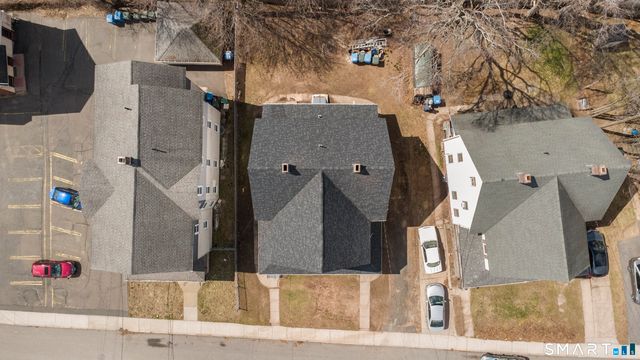 12 Newman Street, Manchester, CT 06040