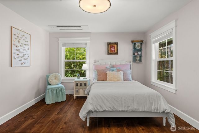 12321 Interlaaken Drive SW, Lakewood, WA 98498