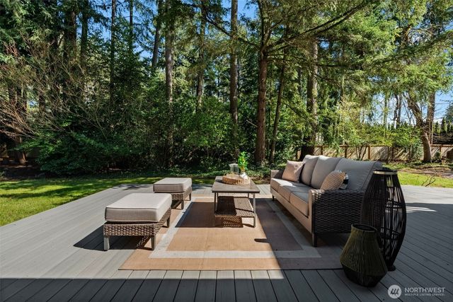 12321 Interlaaken Drive SW, Lakewood, WA 98498