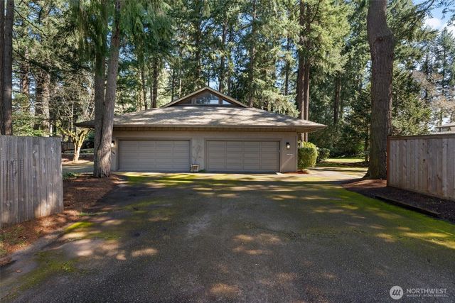 12321 Interlaaken Drive SW, Lakewood, WA 98498