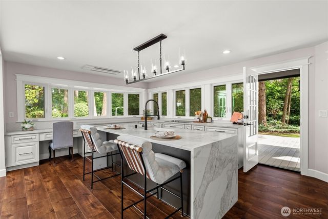 12321 Interlaaken Drive SW, Lakewood, WA 98498