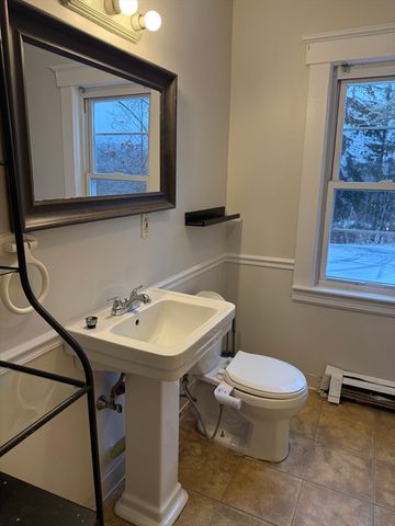 181 Concord 1, Ashland, MA 01721