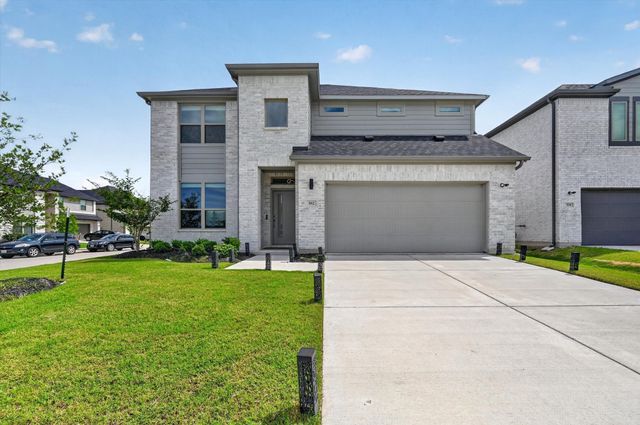 582 Silver Springs Lane, Lavon, TX 75166