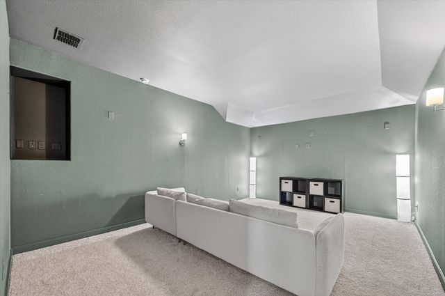 582 Silver Springs Lane, Lavon, TX 75166