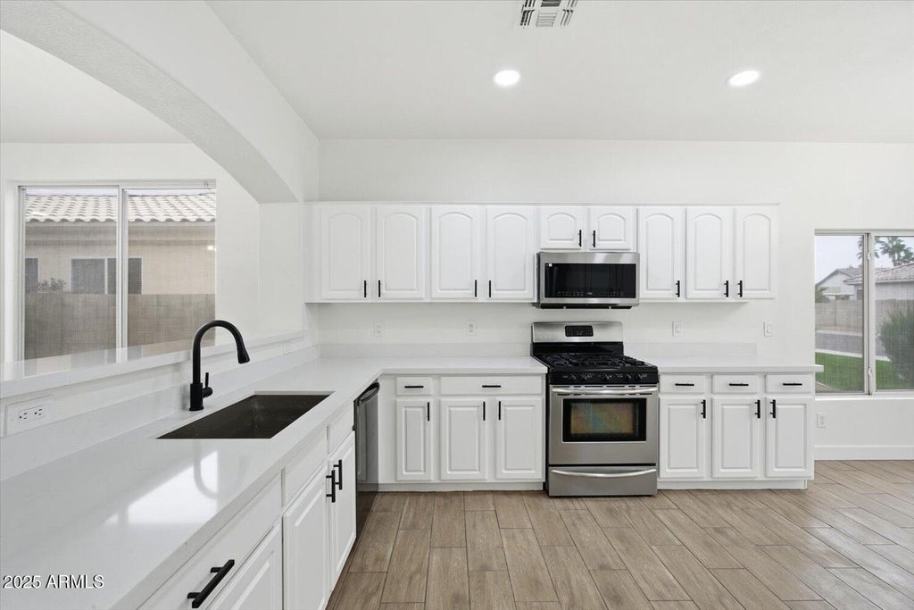 873 W NOLAN Way, Chandler, AZ 85248 — photo 4