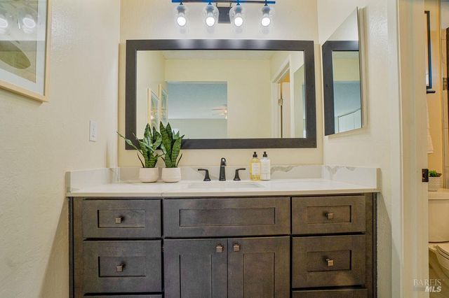 164 Carlisle Way, Benicia, CA 94510