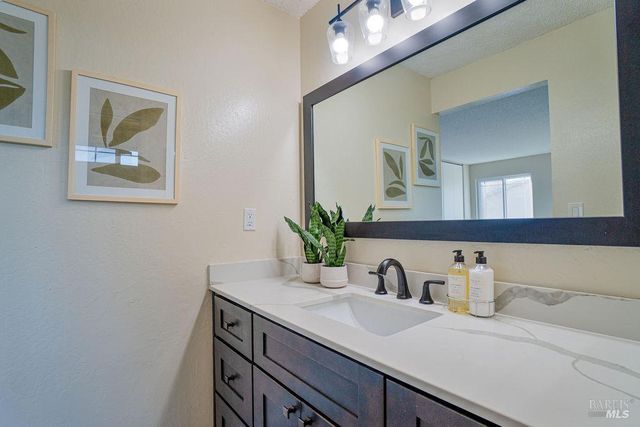 164 Carlisle Way, Benicia, CA 94510