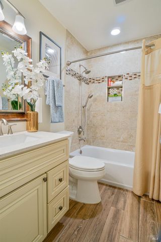 164 Carlisle Way, Benicia, CA 94510