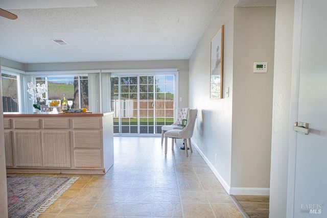 164 Carlisle Way, Benicia, CA 94510