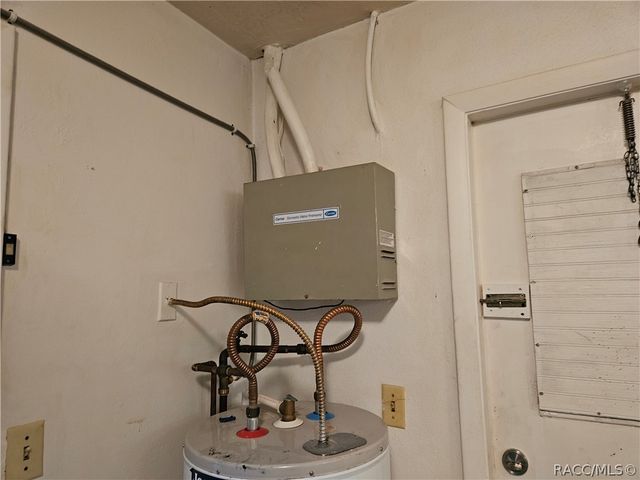 404 S Adams Street, Beverly Hills, FL 34465