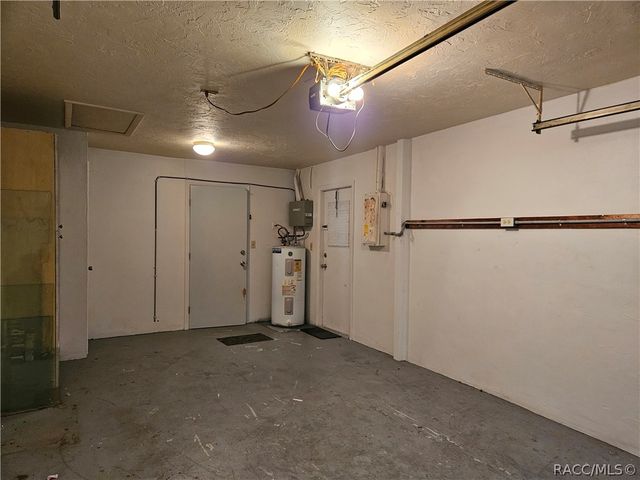 404 S Adams Street, Beverly Hills, FL 34465