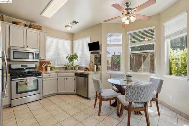 4921 Waterford Way, Antioch, CA 94531