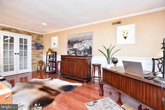 5304-B ADELAIDE DR, Mount Laurel, NJ 08054