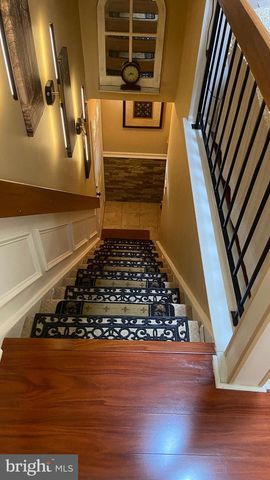 5304-B ADELAIDE DR, Mount Laurel, NJ 08054