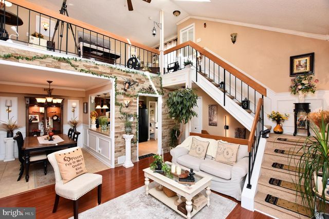 5304-B ADELAIDE DR, Mount Laurel, NJ 08054