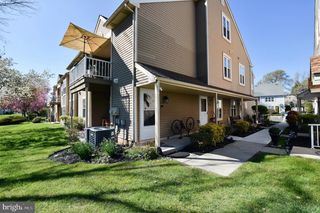 5304-B ADELAIDE DR, Mount Laurel, NJ 08054