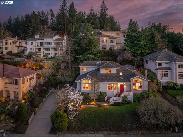 2634 SUNCREST Ave, Eugene, OR 97405