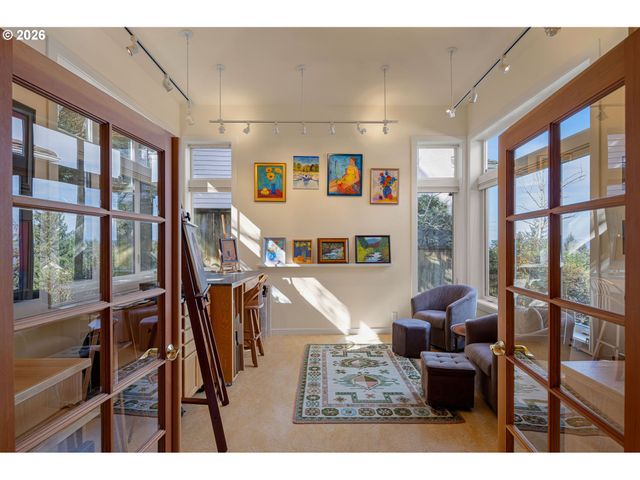 2634 SUNCREST Ave, Eugene, OR 97405