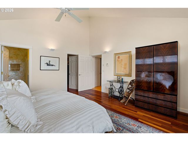 2634 SUNCREST Ave, Eugene, OR 97405