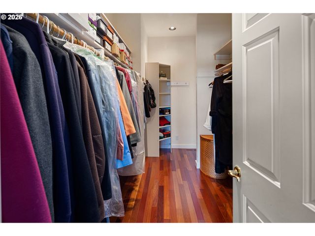 2634 SUNCREST Ave, Eugene, OR 97405