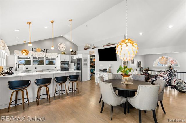 12363 Margaret Drive, Fenton, MI 48430