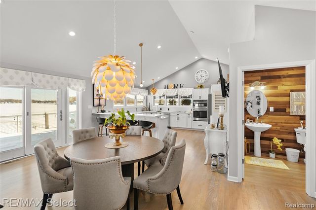 12363 Margaret Drive, Fenton, MI 48430