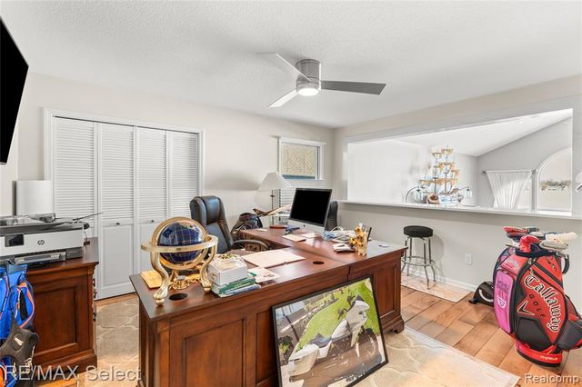 12363 Margaret Drive, Fenton, MI 48430