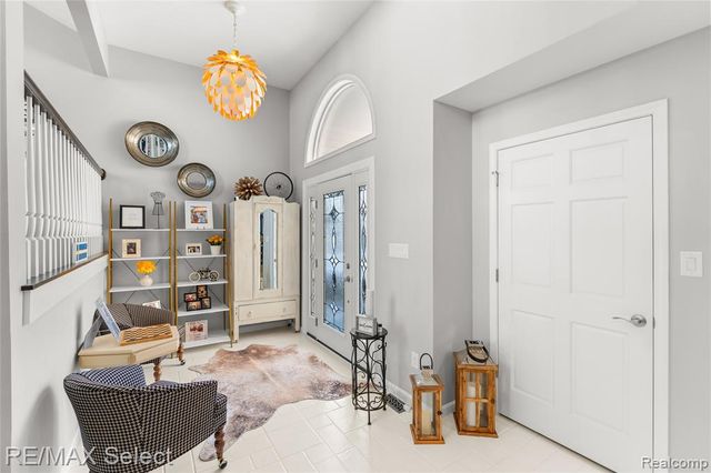 12363 Margaret Drive, Fenton, MI 48430