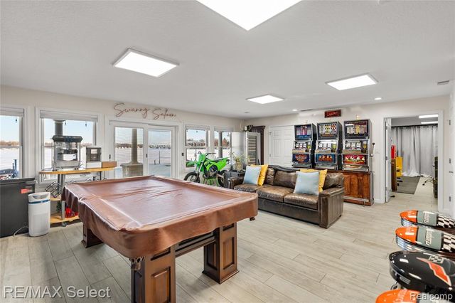 12363 Margaret Drive, Fenton, MI 48430