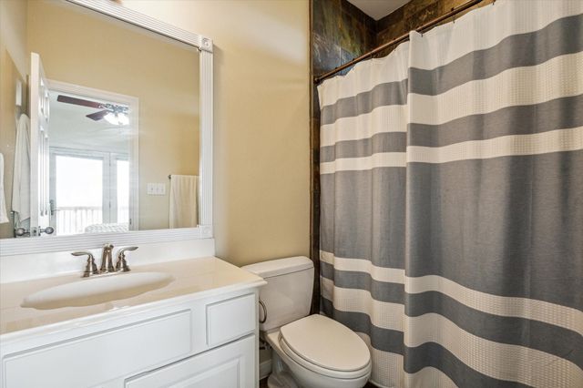 4015 Warchest Court, Galveston, TX 77554