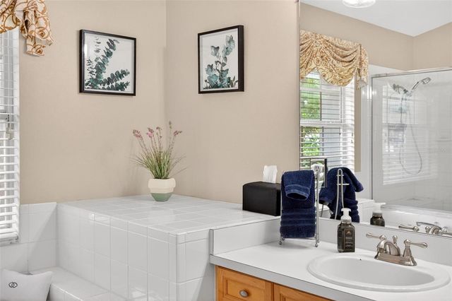 2735 CORDGRASS STREET, Oviedo, FL 32765