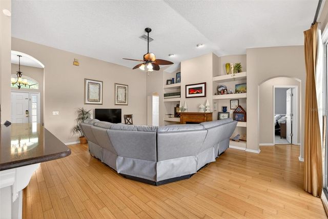 2735 CORDGRASS STREET, Oviedo, FL 32765