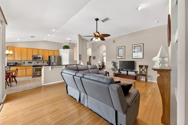 2735 CORDGRASS STREET, Oviedo, FL 32765