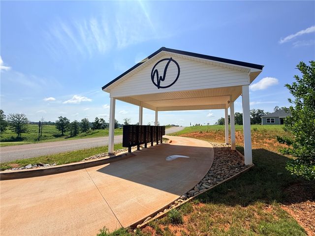 403 Chadwick Lane, Walhalla, SC 29691