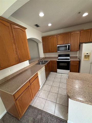 2940 LANGDON LANE S, Kissimmee, FL 34741