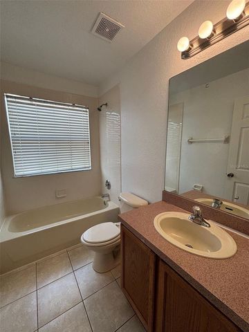 2940 LANGDON LANE S, Kissimmee, FL 34741