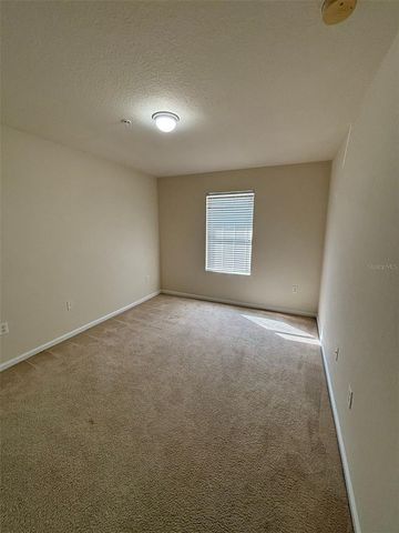 2940 LANGDON LANE S, Kissimmee, FL 34741