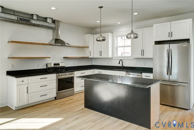 901 Commerce St, Petersburg, VA 23803