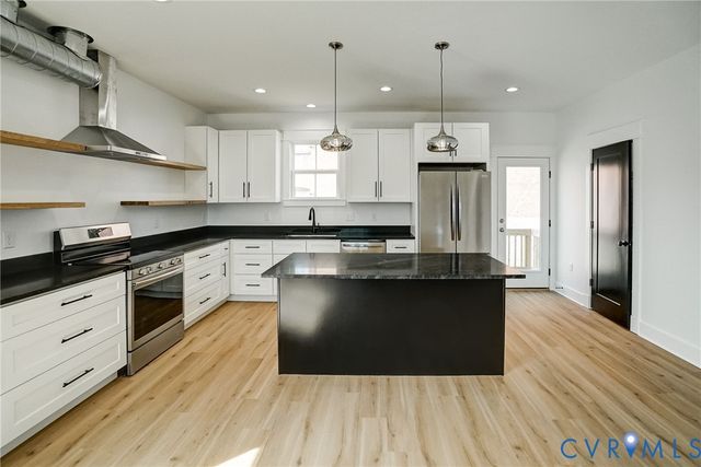 901 Commerce St, Petersburg, VA 23803