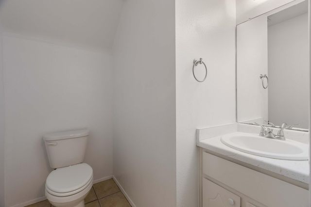 8452 Spain Road NE APT B, Albuquerque, NM 87111