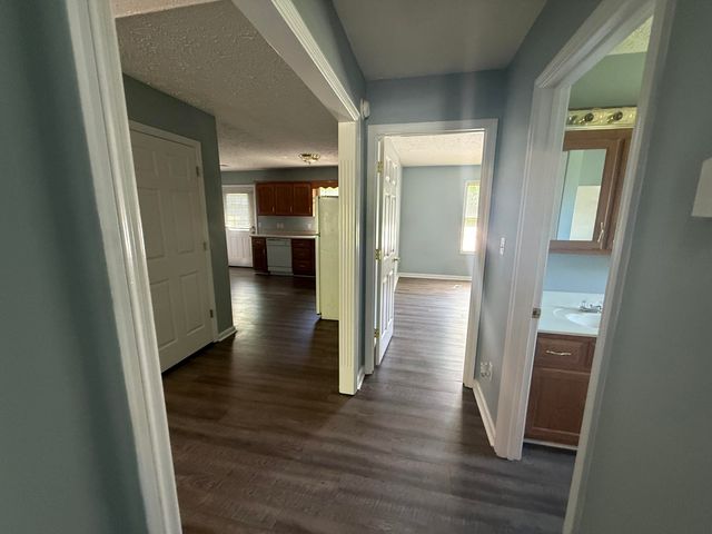 655-659 Scaffold Cane Road, Berea, KY 40403