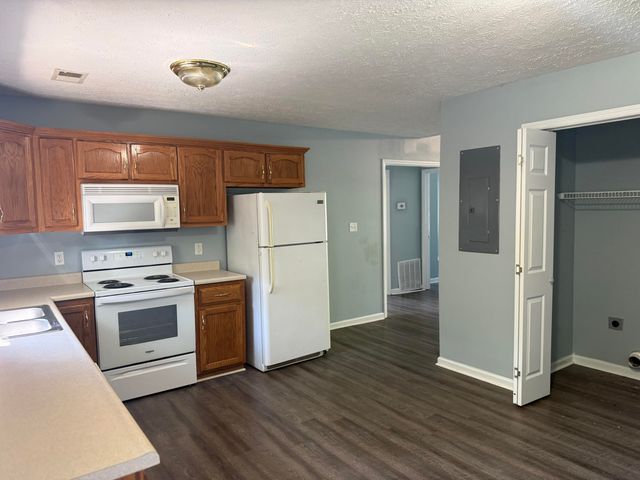 655-659 Scaffold Cane Road, Berea, KY 40403