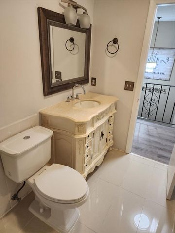 2619 NW 47th Lane, Lauderdale Lakes, FL 33313