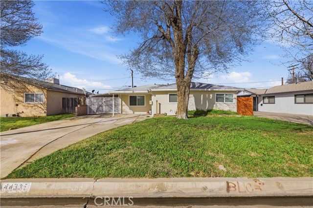 44335 Glenraven, Lancaster, CA 93535