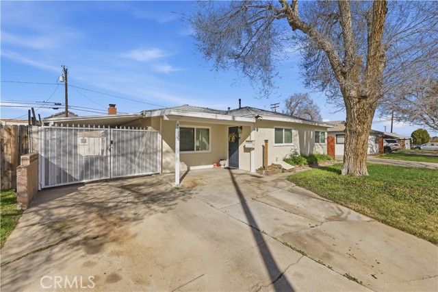 44335 Glenraven, Lancaster, CA 93535