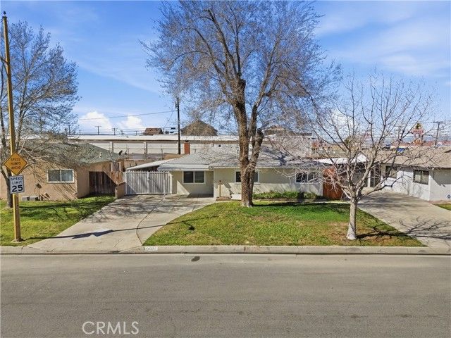 44335 Glenraven, Lancaster, CA 93535
