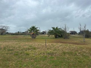 Lots 9-10 Front Avenue, Port Bolivar, TX 77650