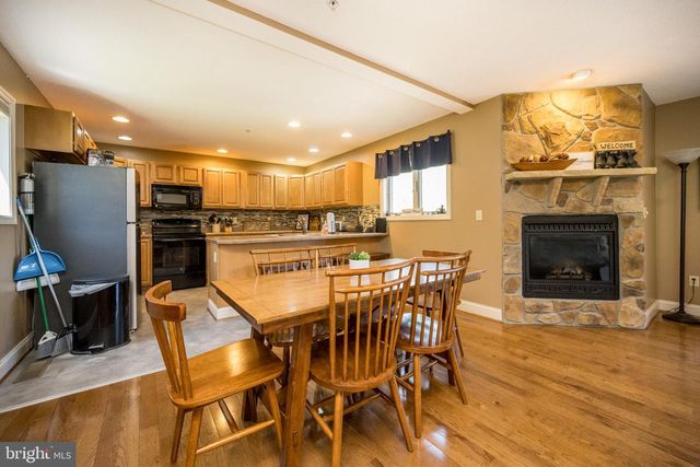 12 ROMAN RIDGE RD #22B, Oakland, MD 21550