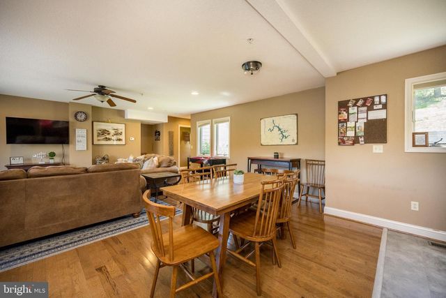 12 ROMAN RIDGE RD #22B, Oakland, MD 21550