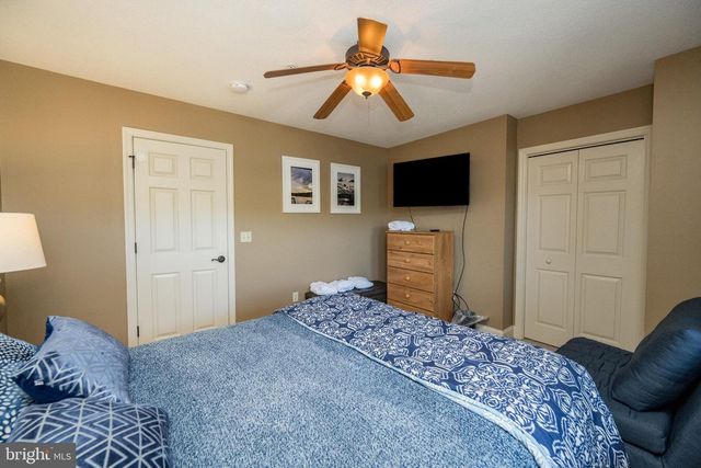 12 ROMAN RIDGE RD #22B, Oakland, MD 21550